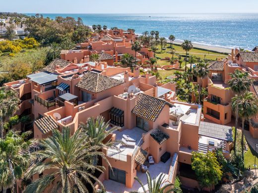 Attico a Marbella Del Este, Málaga