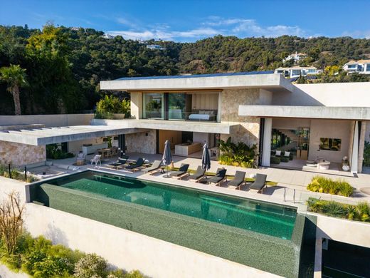 Villa in El Madroñal, Malaga