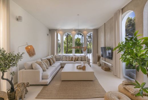 Villa in Nueva Andalucia, Provincia de Málaga