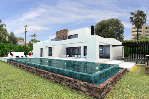 Villa in Guadalmina, Malaga