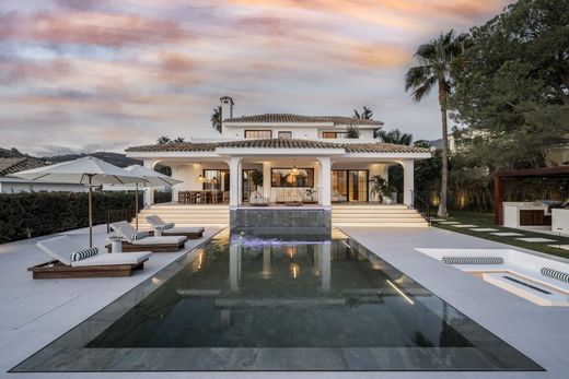 Villa in Nueva Andalucia, Malaga