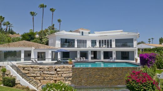 Villa in Las Chapas, Malaga