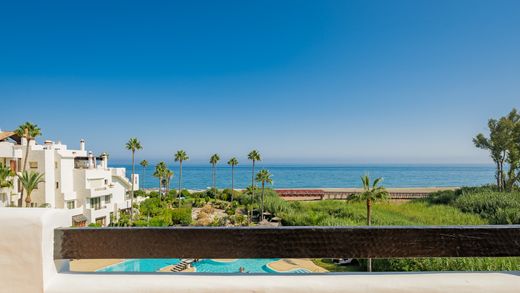 Penthouse in Estepona, Malaga
