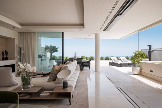 Apartment / Etagenwohnung in Benahavís, Málaga