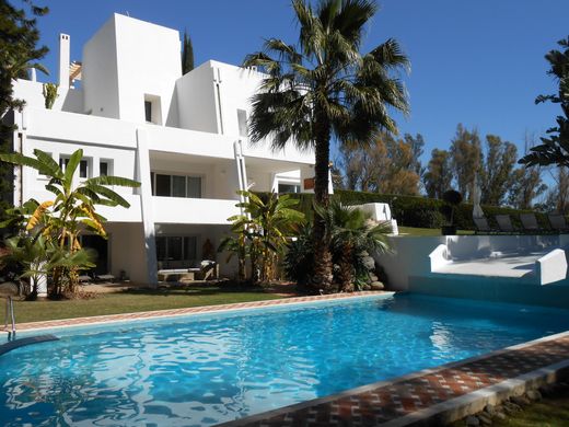 Villa à Nueva Andalucia, Malaga