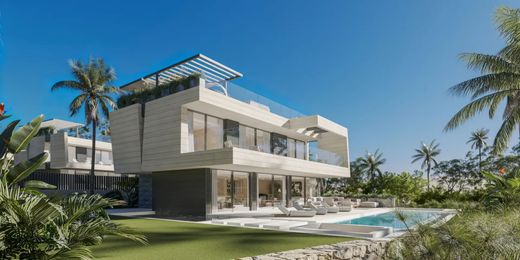 Villa in The Golden Mile, Malaga