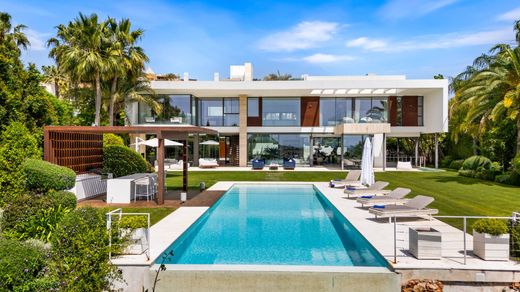 Villa in Nueva Andalucia, Provincia de Málaga