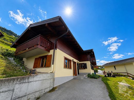 Detached House in Fey (Nendaz), Conthey District