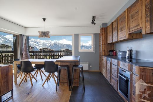 Apartment in Haute Nendaz, Conthey District
