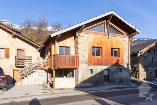 Detached House in Ayent, Hérens District