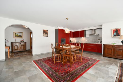 Apartment / Etagenwohnung zu verkaufen in Fully
