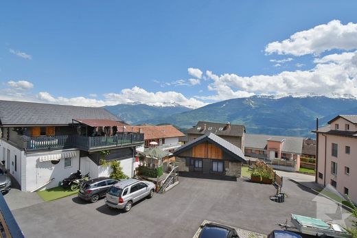 Detached House in Erde, Conthey District