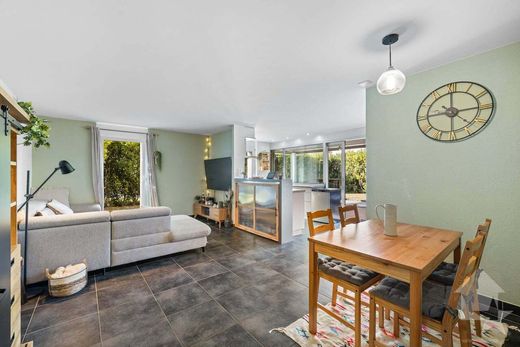 套间/公寓  Champlan, Sion District