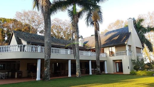 Luxury home in Kloof, eThekwini Metropolitan Municipality