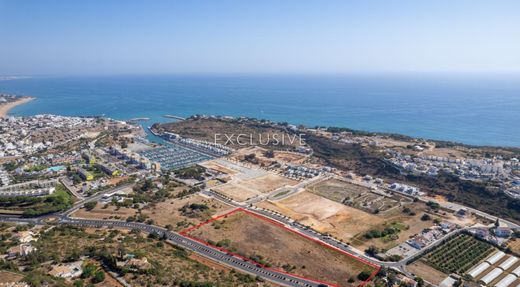 Terreno en Albufeira e Olhos de Água, Albufeira