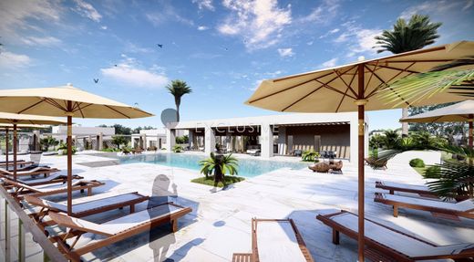 Land in Lagoa, Distrito de Faro