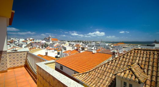 Apartment / Etagenwohnung in Lagos, Distrito de Faro