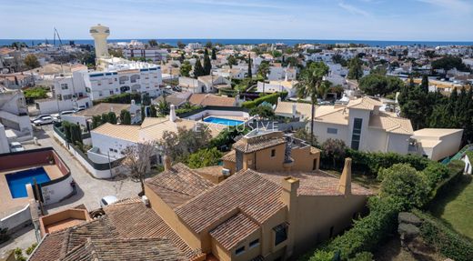 Villa in Albufeira e Olhos de Água, Albufeira Municipality