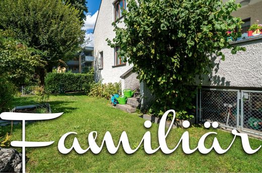 Luxury home in Effretikon, Bezirk Pfäffikon