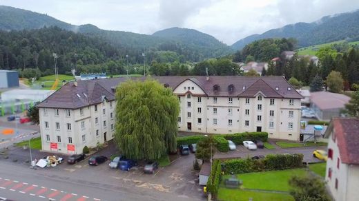 Luxury home in Moutier, Jura bernois