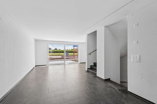 Lüks ev Oberneunforn, Bezirk Frauenfeld