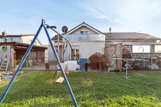 Luxe woning in Wangen, Bezirk Olten