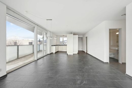 Piso / Apartamento en Buchs, Bezirk Aarau