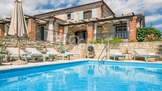Luxury home in Sveti Lovreč, Istria