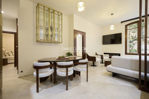 Apartment / Etagenwohnung in Champs-Elysées, Madeleine, Triangle d’or, Paris