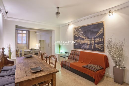 아파트 / Chatelet les Halles, Louvre-Tuileries, Palais Royal, Paris