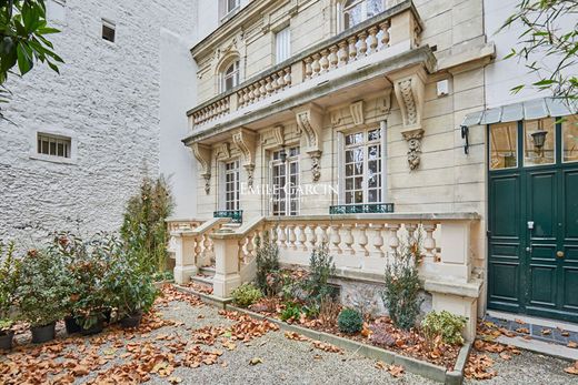 Luxury home in Neuilly-sur-Seine, Hauts-de-Seine