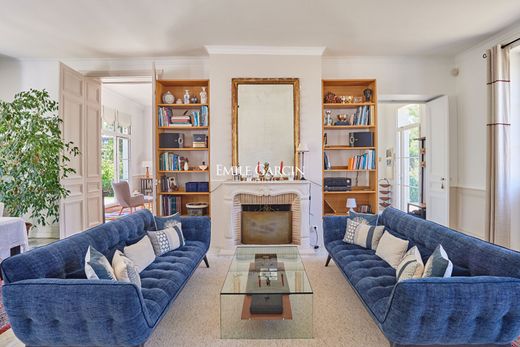 Элитный дом, Bougival, Yvelines