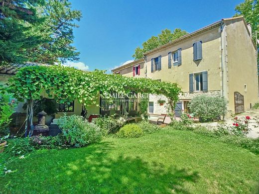 Townhouse in Robion, Vaucluse