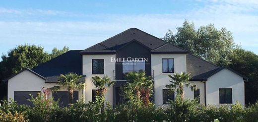 Luxury home in Touques, Calvados
