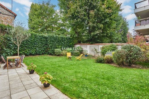 Apartment in Saint-Cloud, Hauts-de-Seine