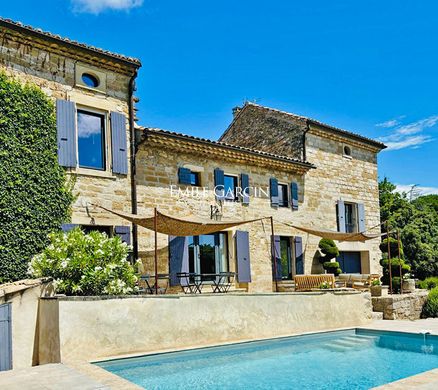 Luxus-Haus in Grignan, Drôme