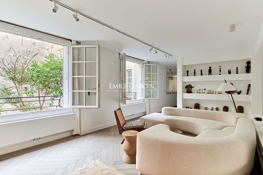 Apartment in Beaubourg, Marais, Notre Dame - Ile de La Cité, Paris