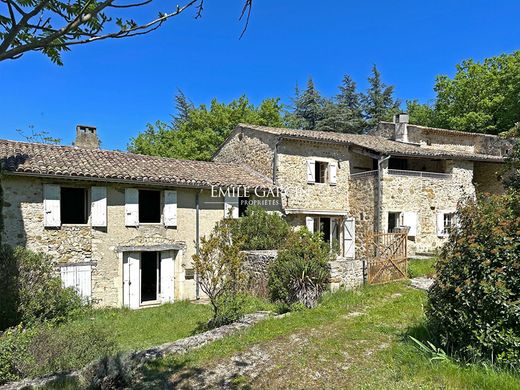 Luxury home in Rochefort-en-Valdaine, Drôme
