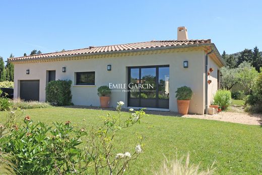 Πολυτελή κατοικία σε Saint-Étienne-du-Grès, Bouches-du-Rhône