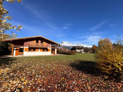Chalet in Combloux, Haute-Savoie
