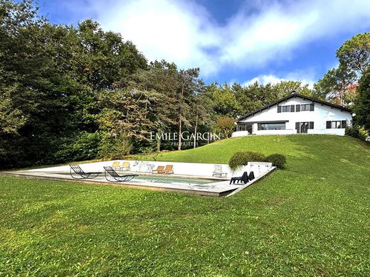 Casa de luxo - Ascain, Pirineus Atlânticos