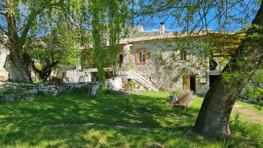 Rural or Farmhouse in Noyers-sur-Jabron, Alpes-de-Haute-Provence