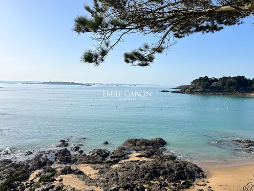 Luxury home in Saint-Briac-sur-Mer, Ille-et-Vilaine