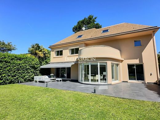 Luxus-Haus in La Celle-Saint-Cloud, Yvelines