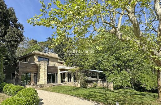 Luxury home in Villeneuve-lès-Avignon, Gard