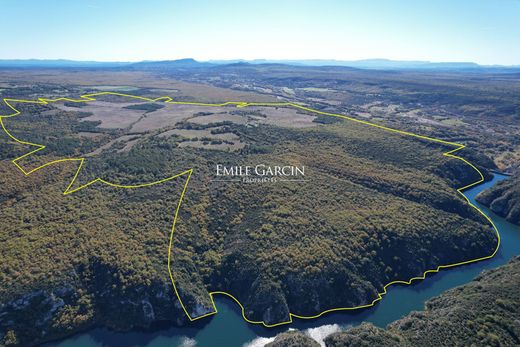 Luxe woning in Régusse, Var