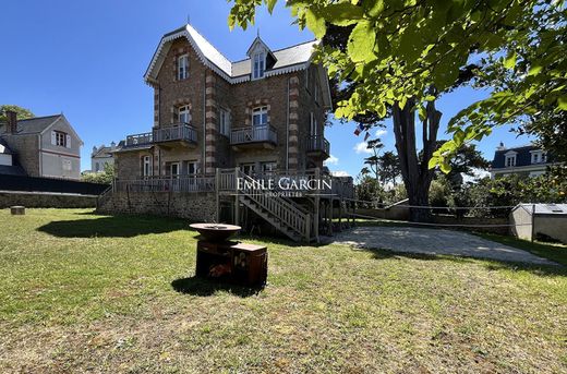 Luxury home in Saint-Lunaire, Ille-et-Vilaine