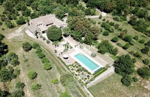 Luxury home in Ménerbes, Vaucluse