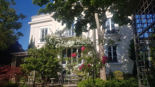 Luxe woning in Ville-d'Avray, Hauts-de-Seine