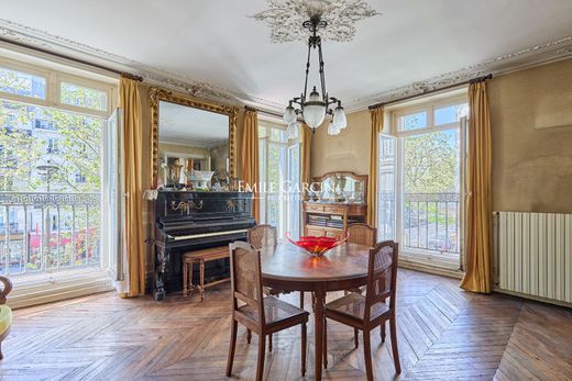 Apartment in Bastille, République, Nation-Alexandre Dumas, Paris